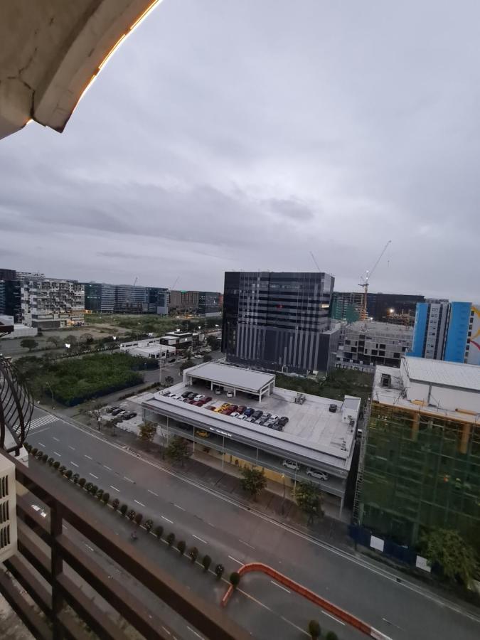 מנילה Solemare Parksuites Condominium - Condo R Us מראה חיצוני תמונה