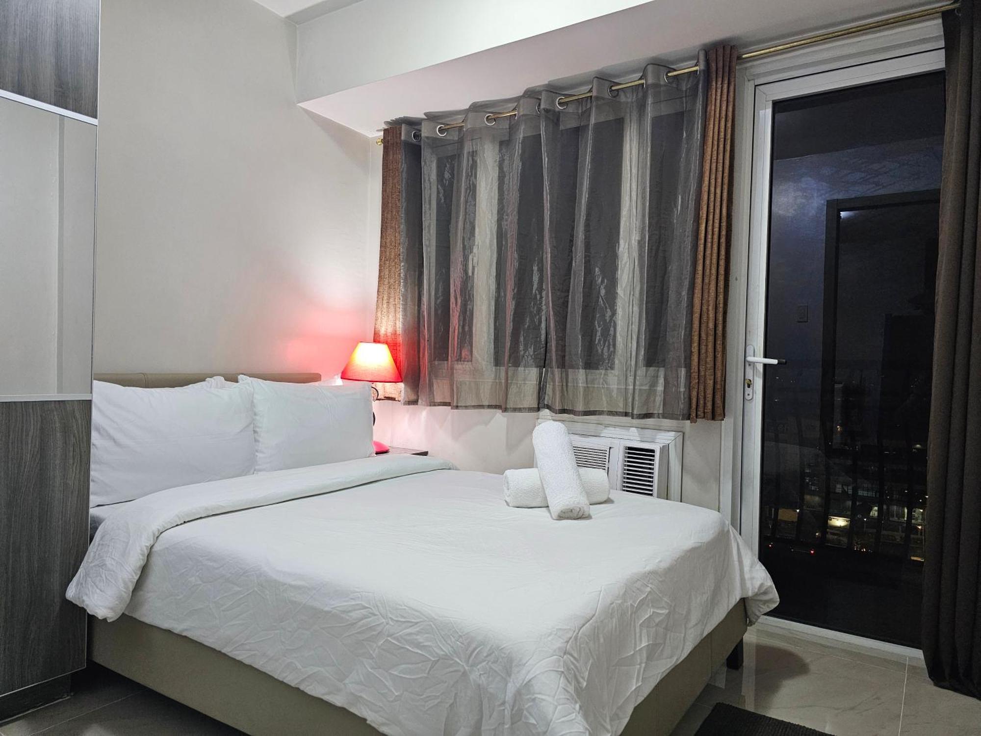 מנילה Solemare Parksuites Condominium - Condo R Us מראה חיצוני תמונה